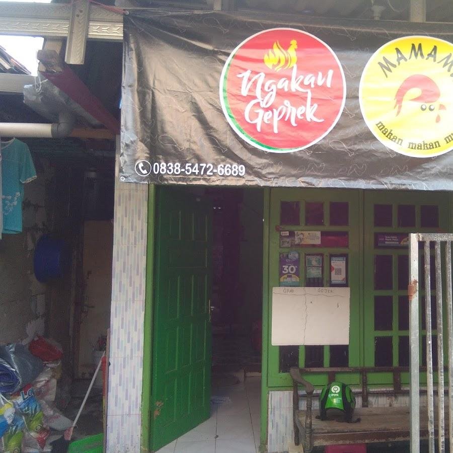 MAMAMU Makan-Makan Murah (Special Ayam LAOS dan Ayam BAKAR), Sukolilo