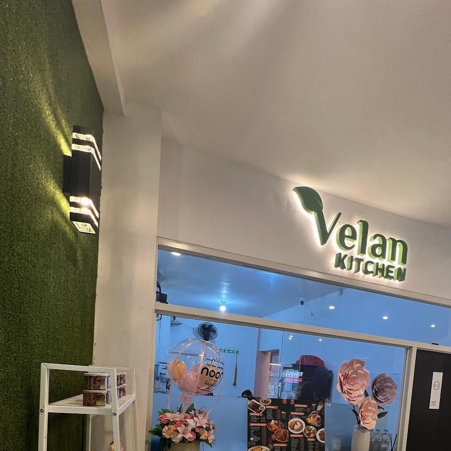 Velan Kitchen Vegetarian, Tenggilis Mejoyo