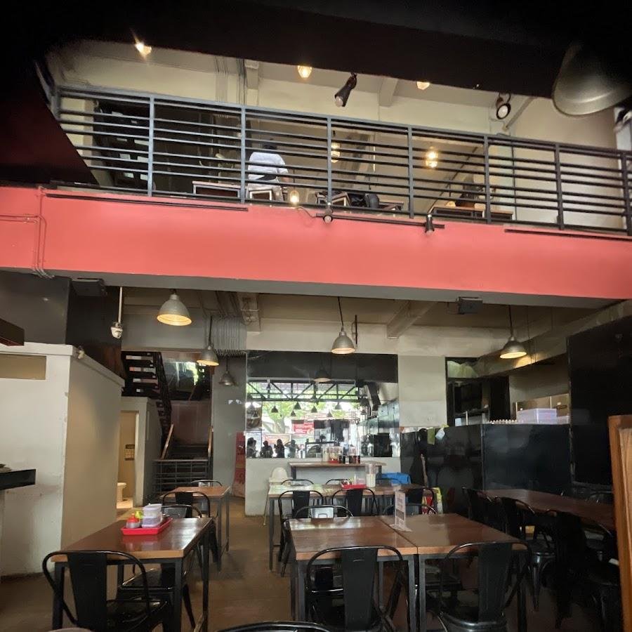 Eightfully Coffee & Milk Bar, Pagarsih