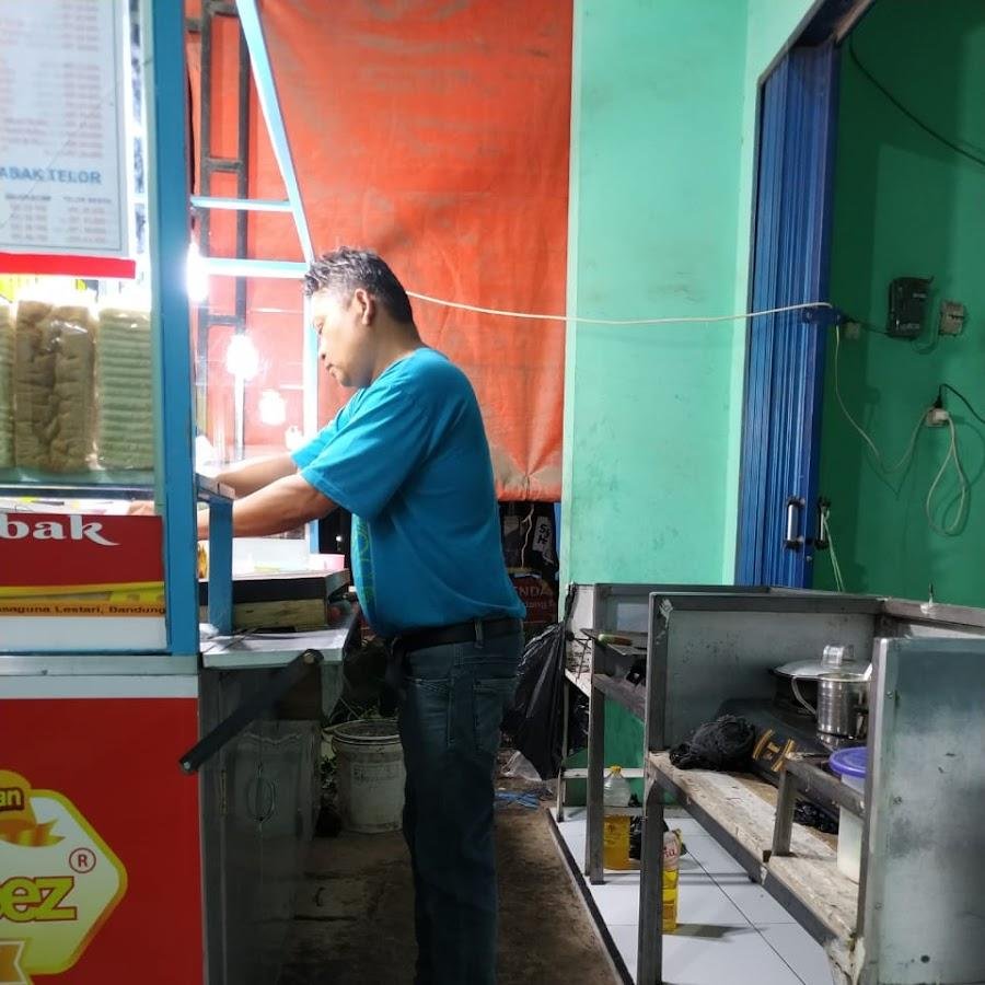 Martabak Dan Roti Bakar Simanalagi, Rancamanyar