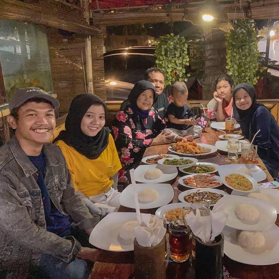 Cellos Seafood Dan Kuring, Kemayoran