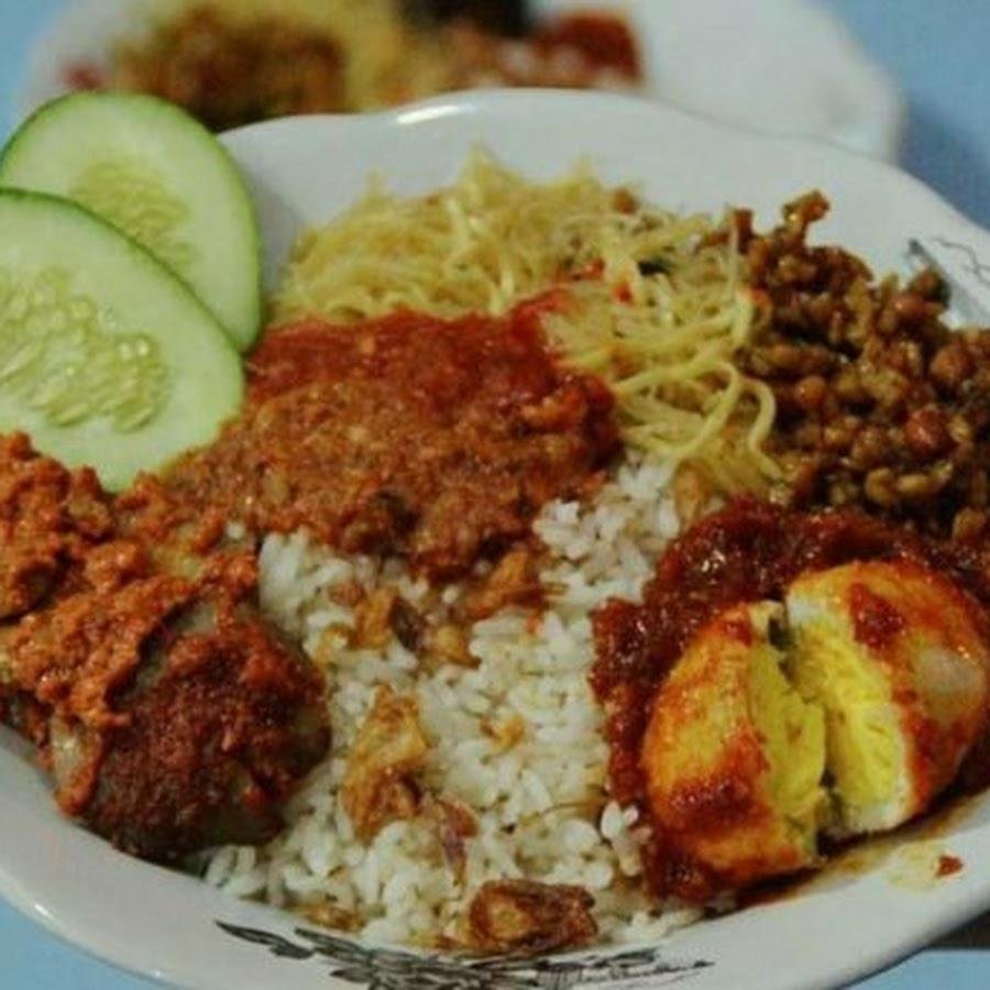 Nasi Uduk & Ayam Penyet Ibu Nelly, Ciseke Besar