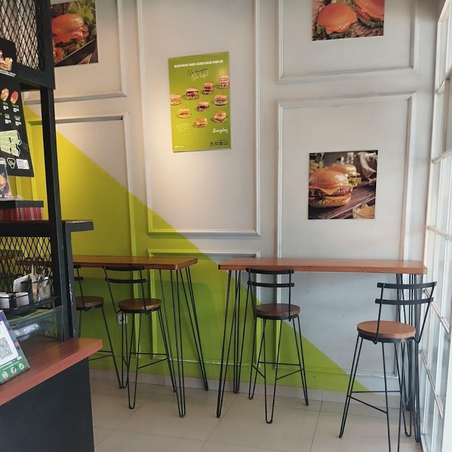 Burger Bangor Express, Manjahlega Bandung