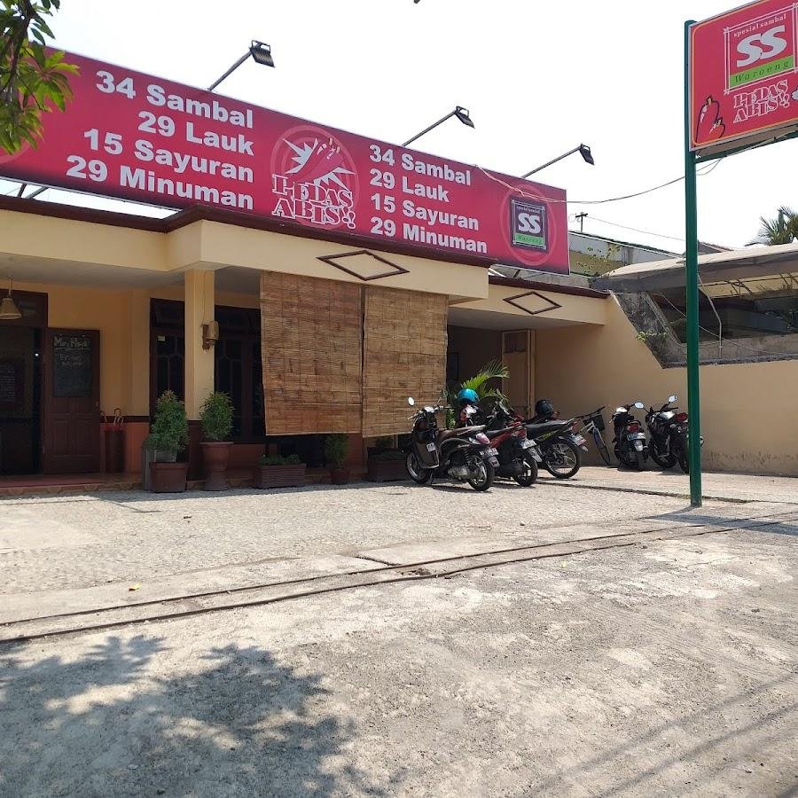 Waroeng Spesial Sambal SS, Rungkut