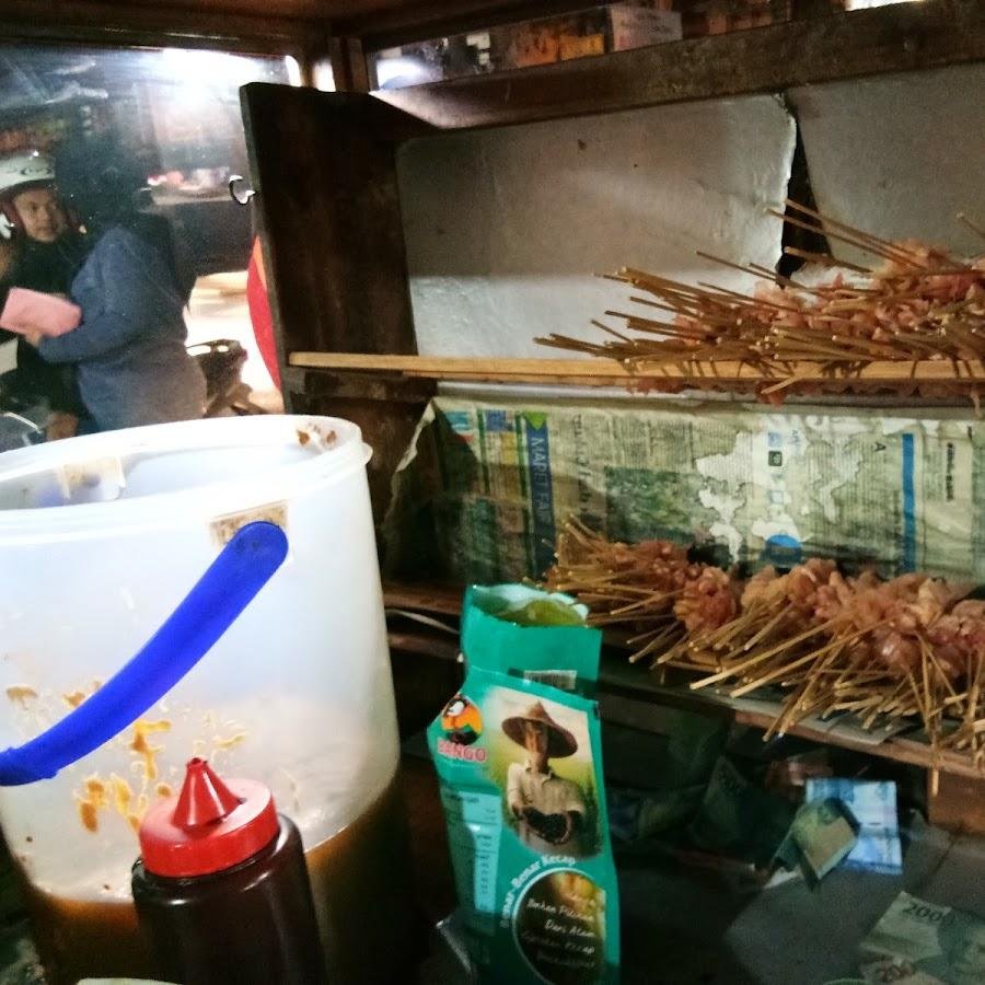 Sate Madura Pak Rahmat (Mamat), Ujung Berung