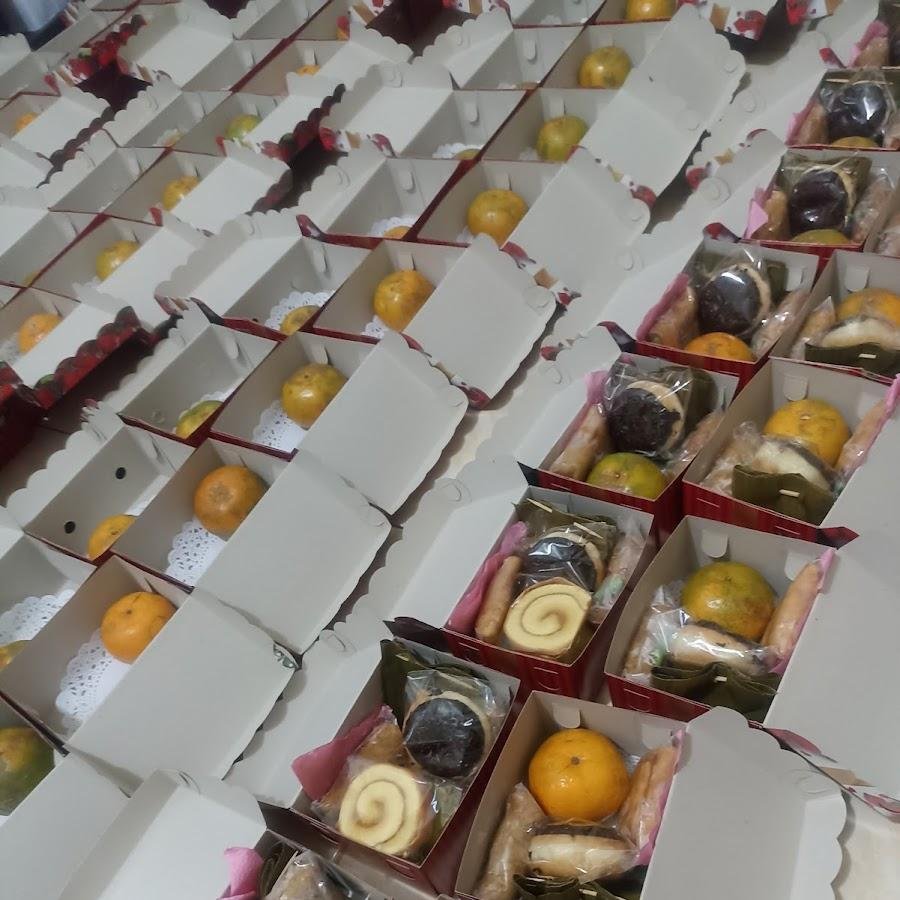 Nasi Kuning Banjarmasin Dapoer Acil Ina, Karanganyar Kota