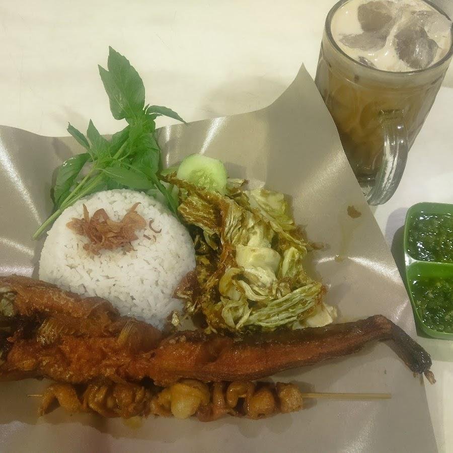 Pecel Lele Lapangan