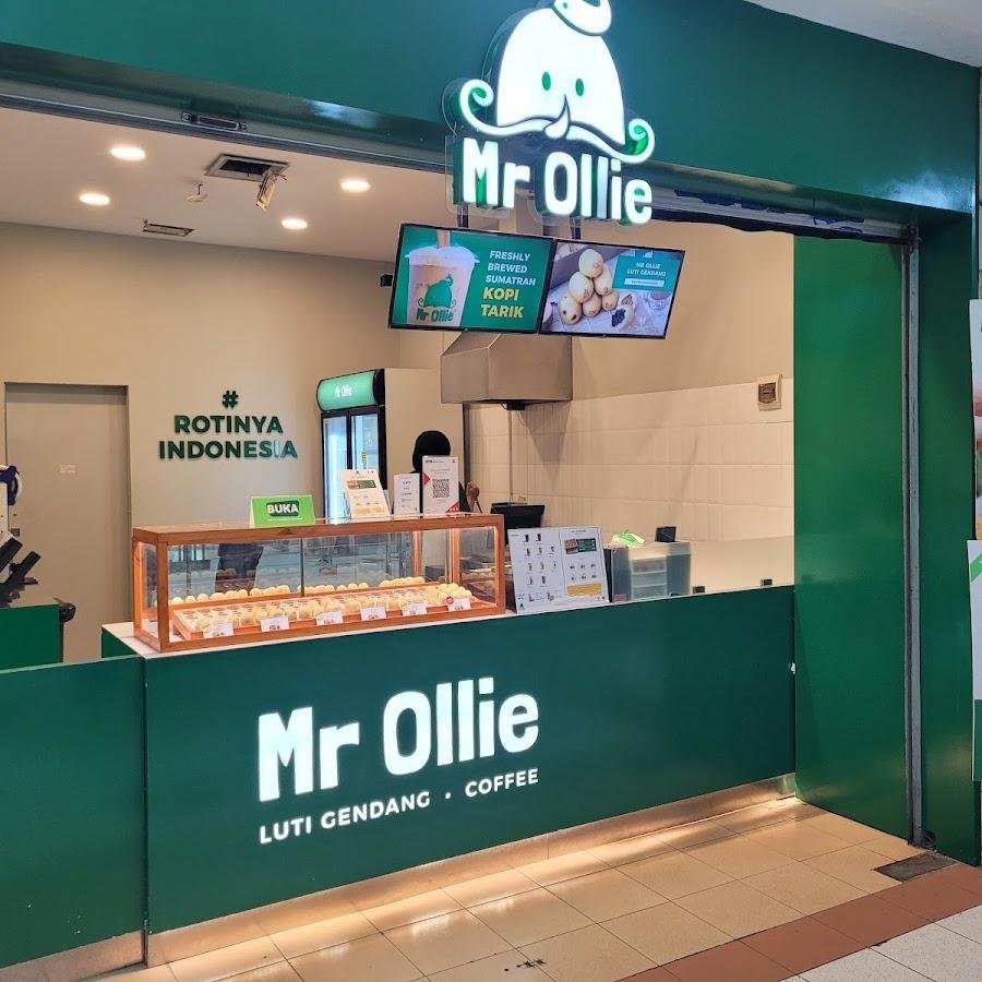 Mr Ollie, Mall Ambassador