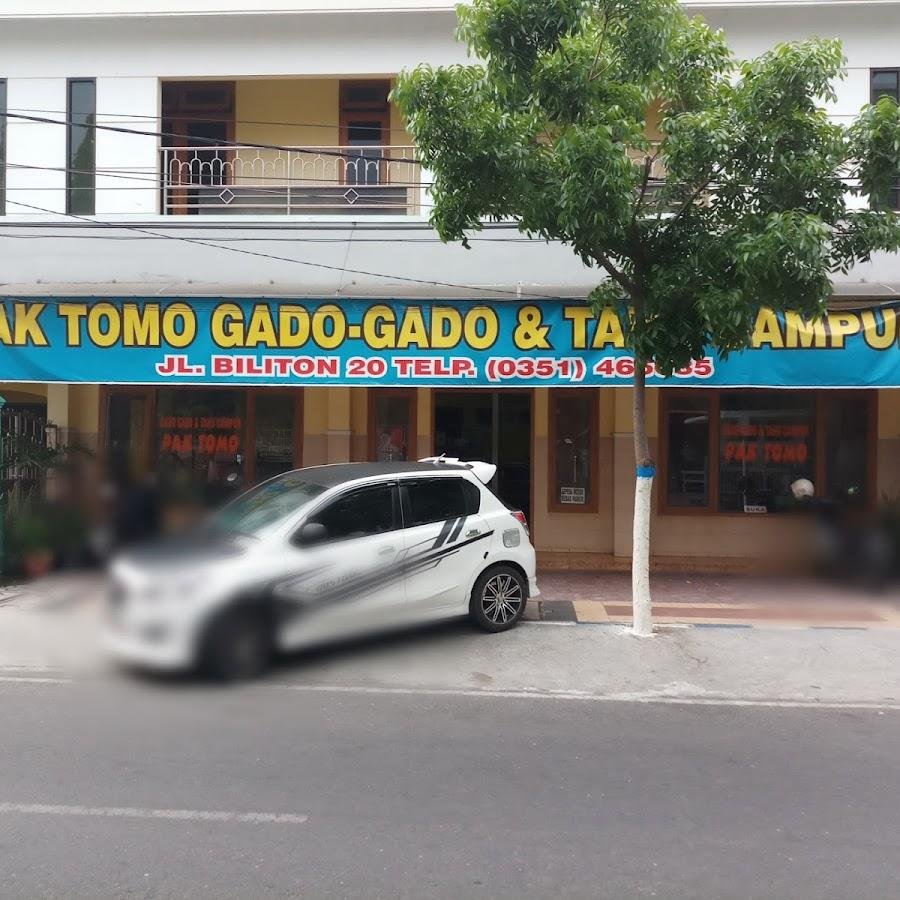 Gado - Gado dan Tahu Campur Pak Tomo