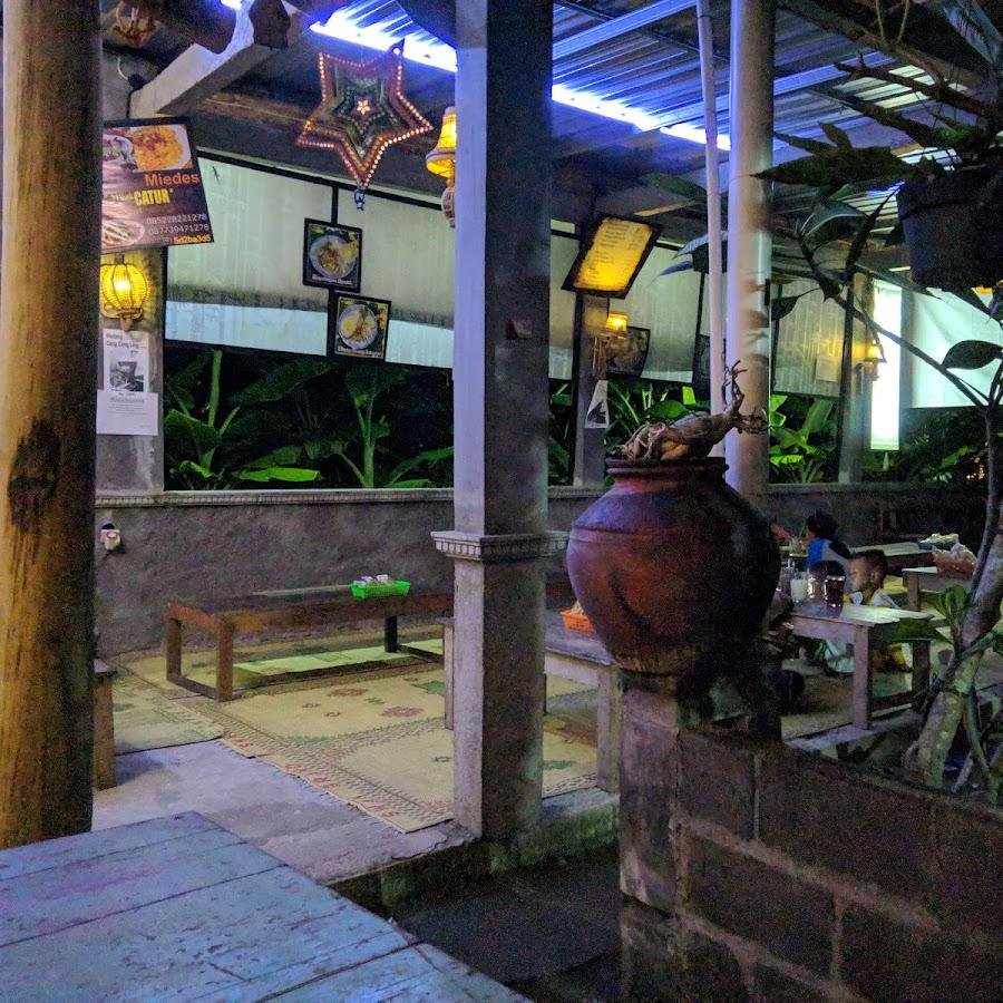 Miedes Mbak Catur 1, Parangtritis