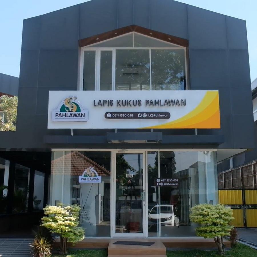 Lapis Kukus Pahlawan, Berbek