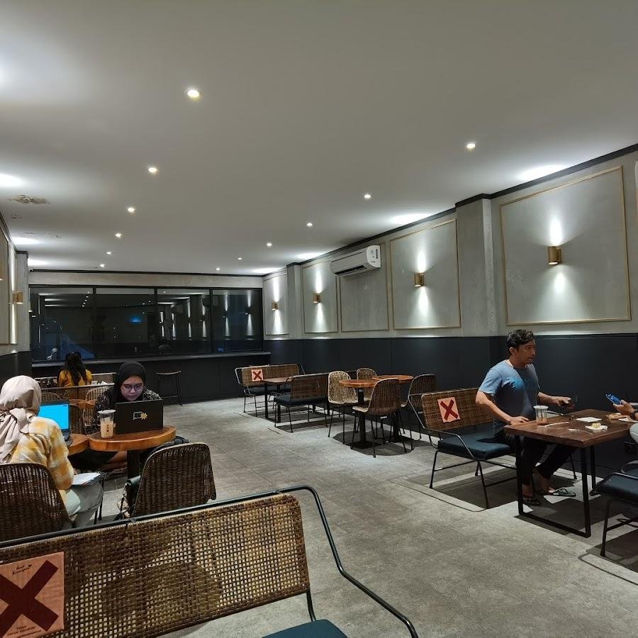 Kopi Kenangan, Ruko Ngagel