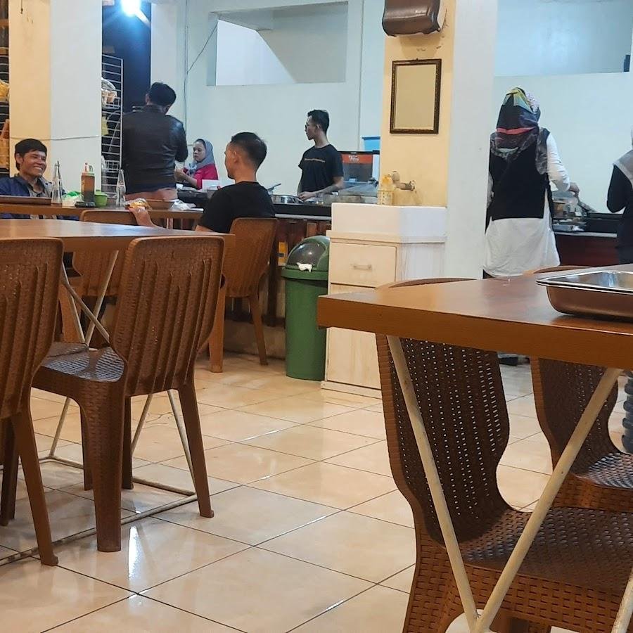Waroenk Assyukur, Tamansari