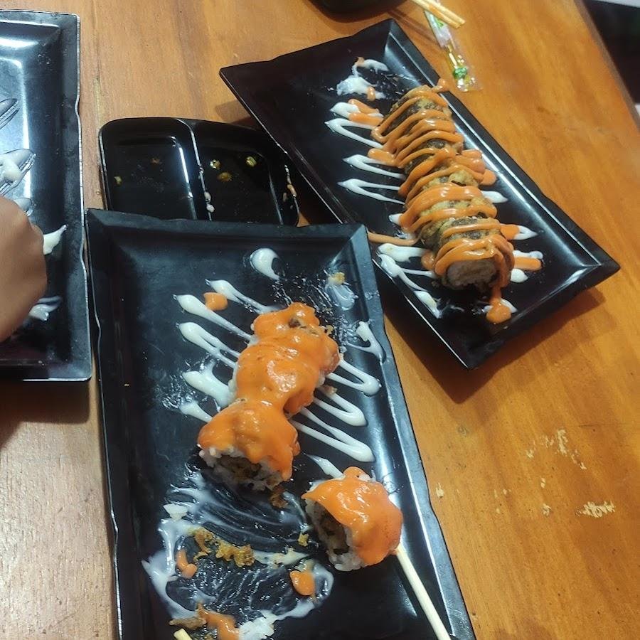Tanoshii Sushi, Slawi