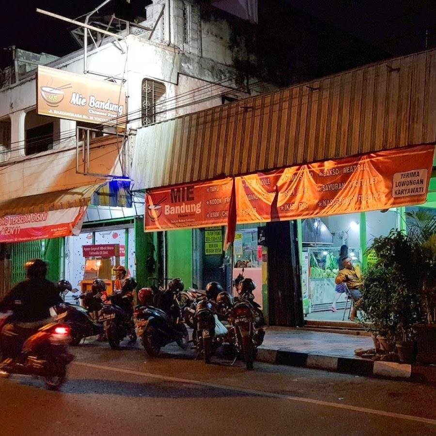 Mie Bandung Chinese Food, Ngampilan
