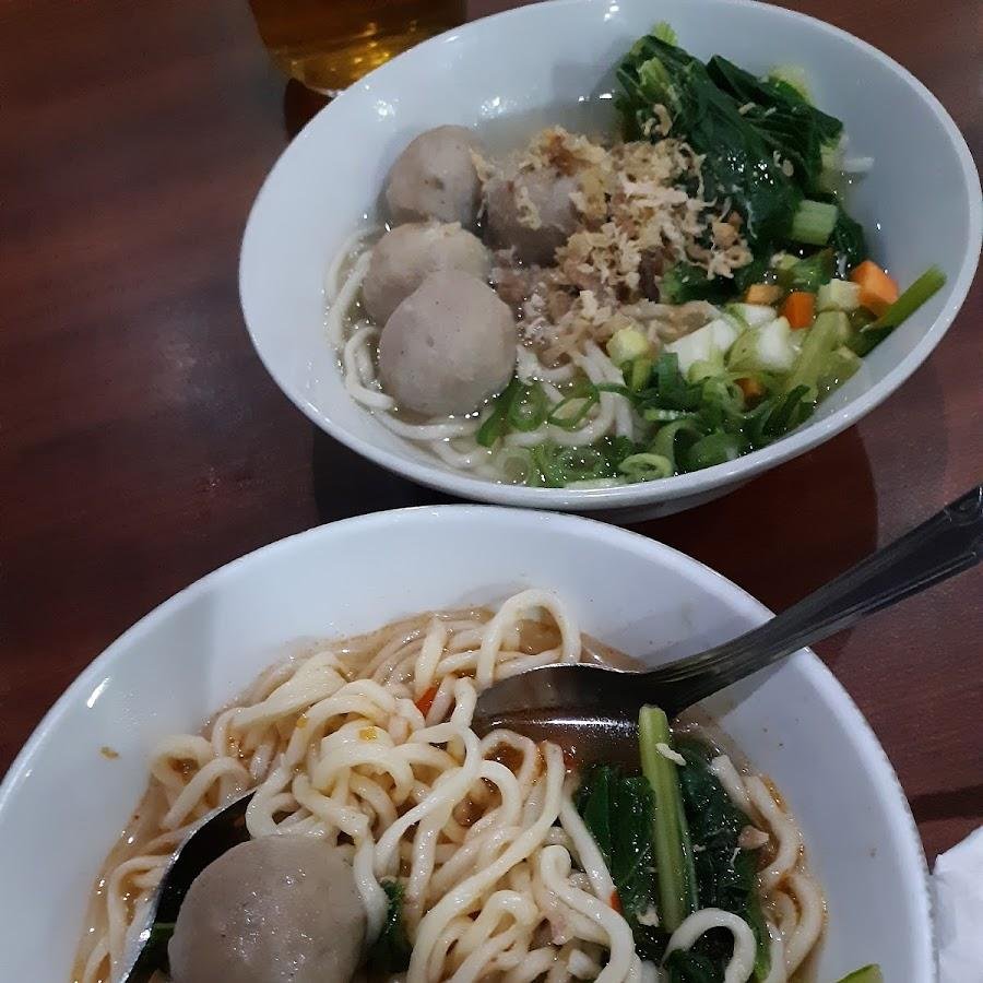 Mie Baso Mandala, Dr. Moch Hatta