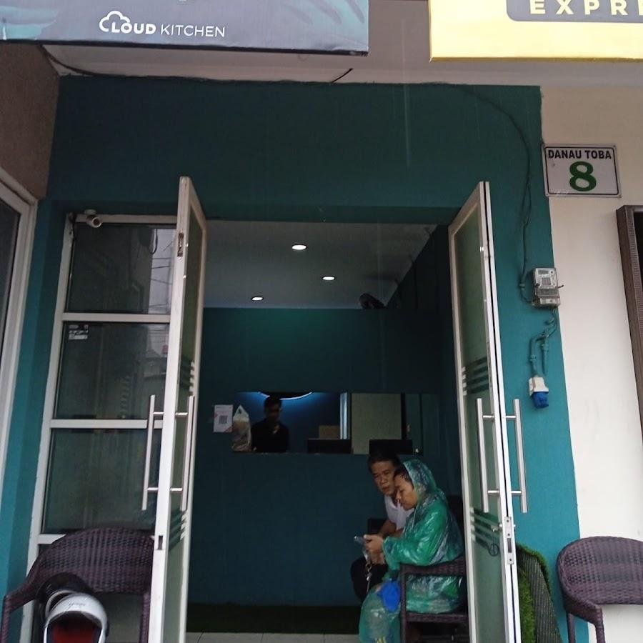 Bebek Kaleyo, Bendungan Hilir Express