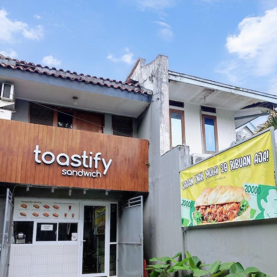 Toastify Sandwich, Bandung Wetan