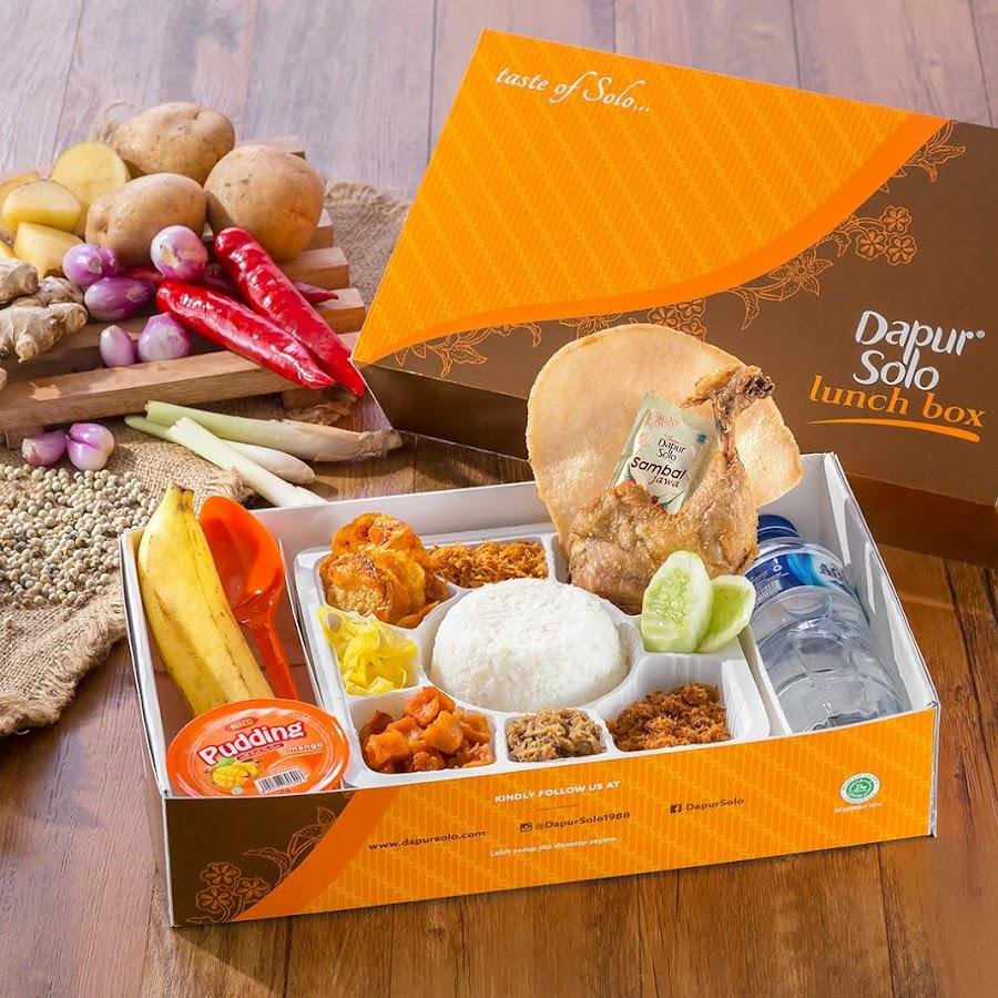 Dapur Solo Lunch Box, Semanggi