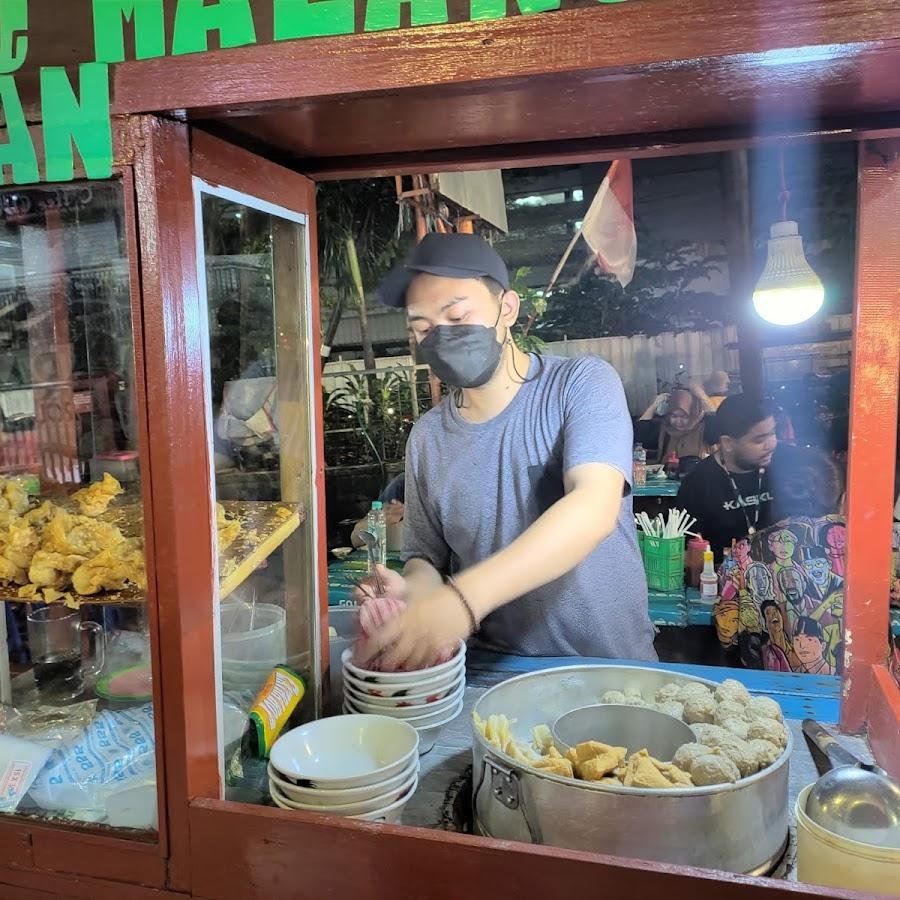 Bakso Bakwan Malang Asli Pak Giman