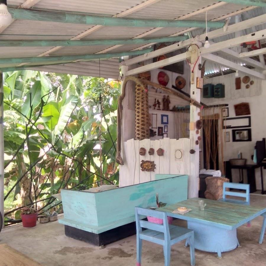 Kedai Ratu Bubur Hongkong, Kabupaten