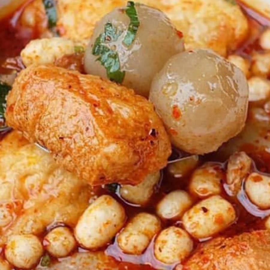 Cilok Mercon Tulang Rangu, Pagar Pink