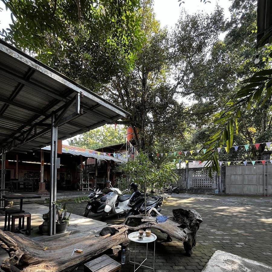 DiFour Coffee House, Pangkur