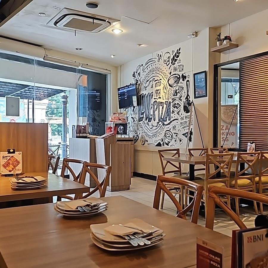 Pizza Hut, Mulyosari