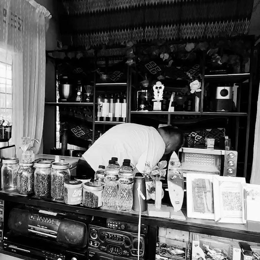 SAMPING RUMAH COFFEE, Bandar Buat