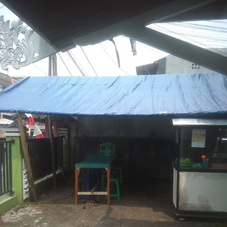Ayam Goreng Alesha, Coblong