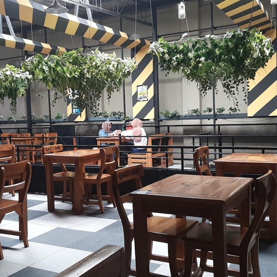 Mie Gacoan, Surabaya Wiyung