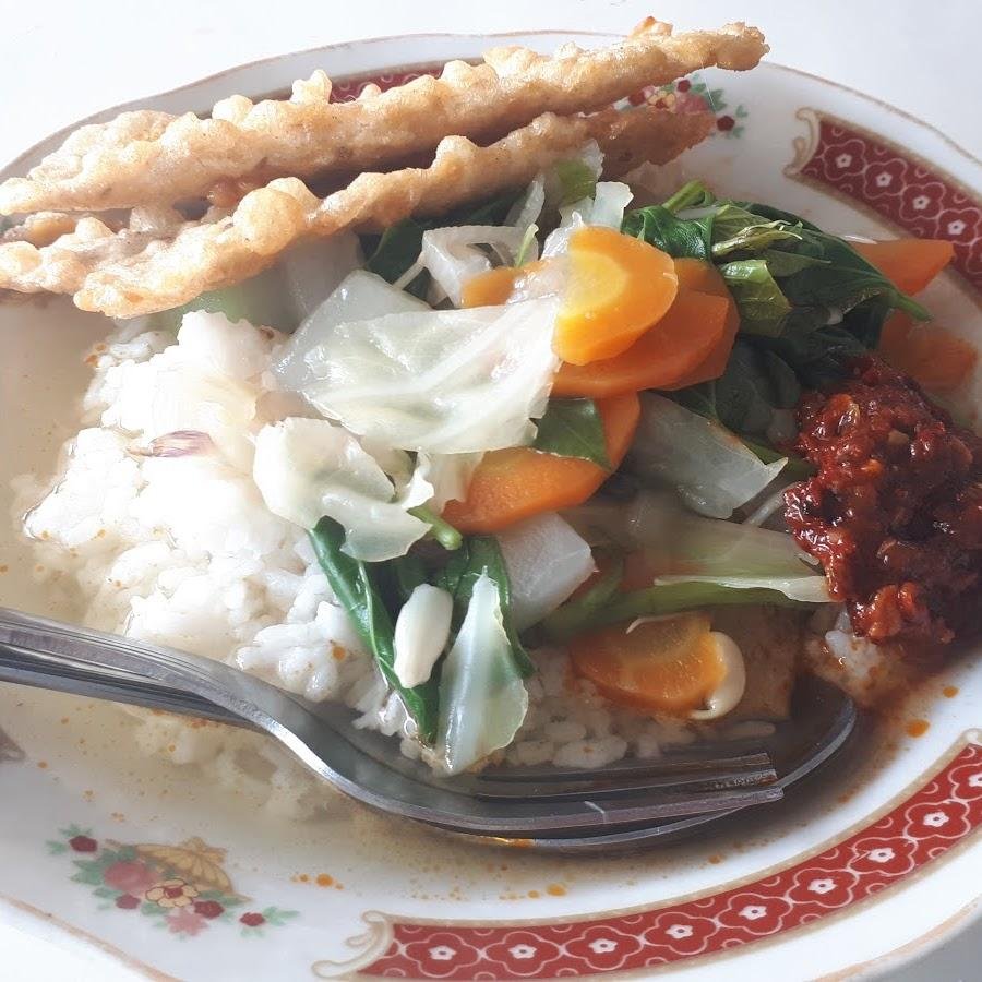 Depot Mbak Puji Mlilir, Dolopo