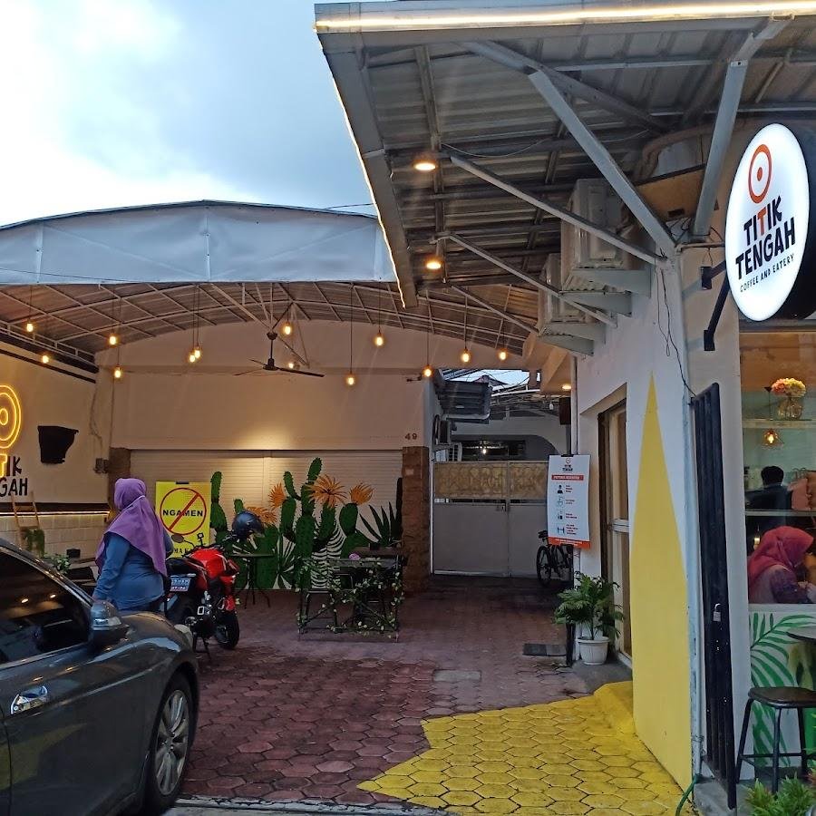 Titik Tengah Coffee & Eatery, Kedungsari