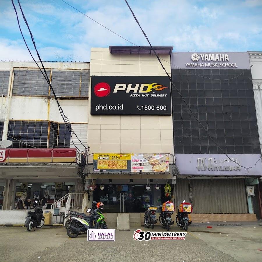 Pizza Hut Delivery - PHD, Ruko Green Garden Jakarta