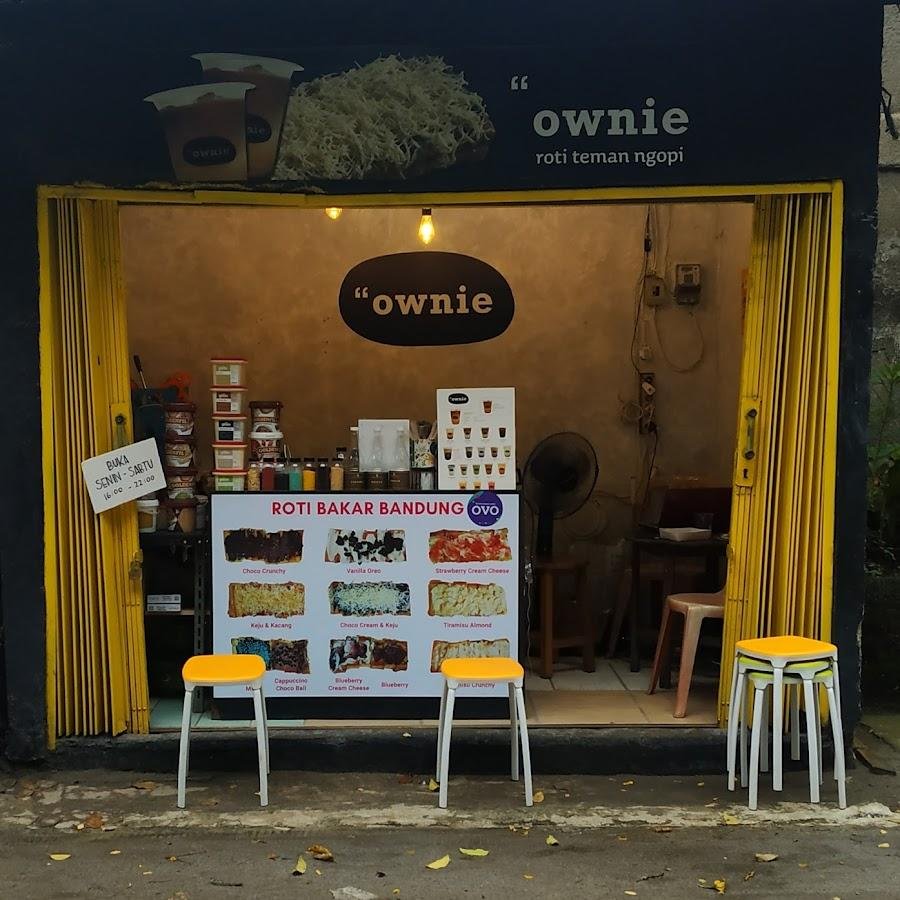 Roti Bakar Ownie, Pisangan