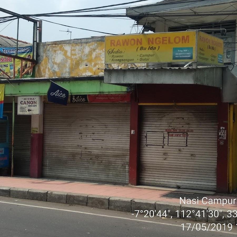 Nasi Rawon Ngelom Bu Ida, Sepanjang