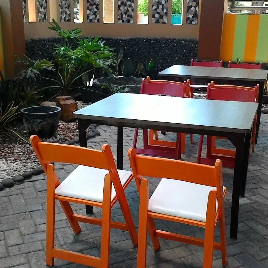 Ayam Goreng Bakar Gokar Kencana, Mulyorejo