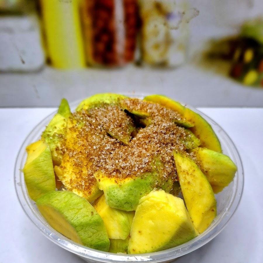 Rujak Jambu Kristal Kios Navika, Leuwianyar