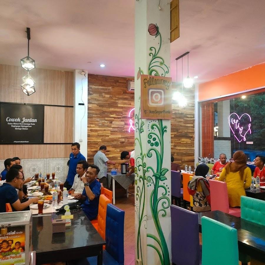 Ikan Segar Mundu, Taman