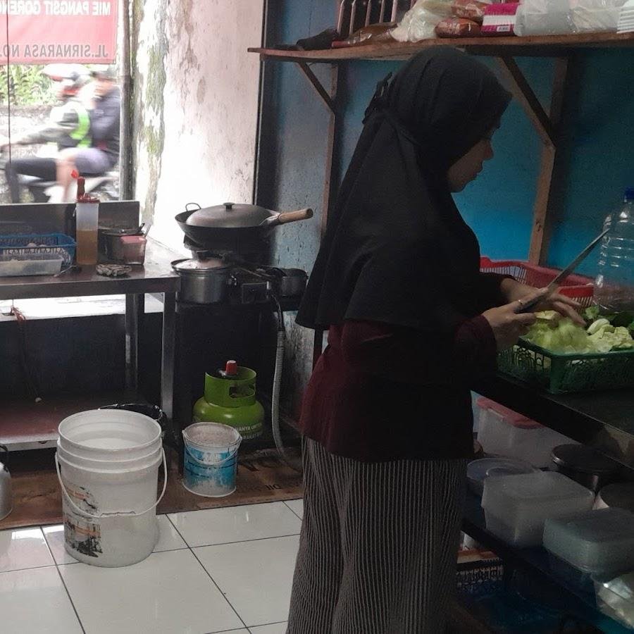 Mie Goreng dan Pangsit Goreng Dema, Sirnarasa