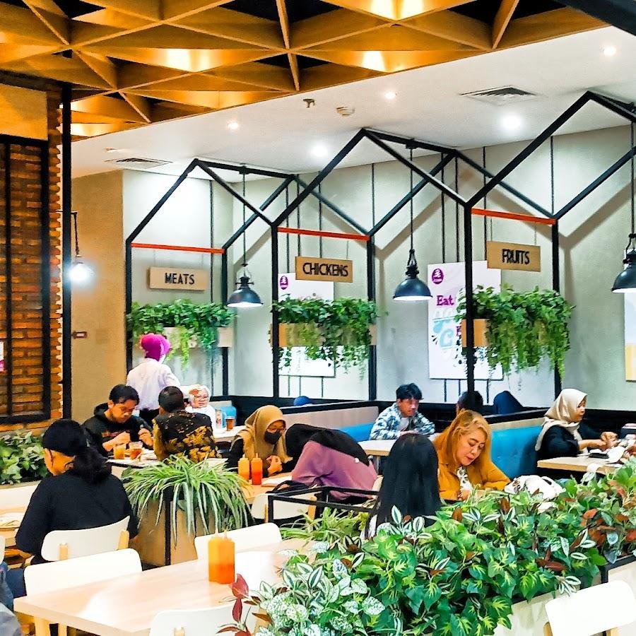 Solaria, Solo Square