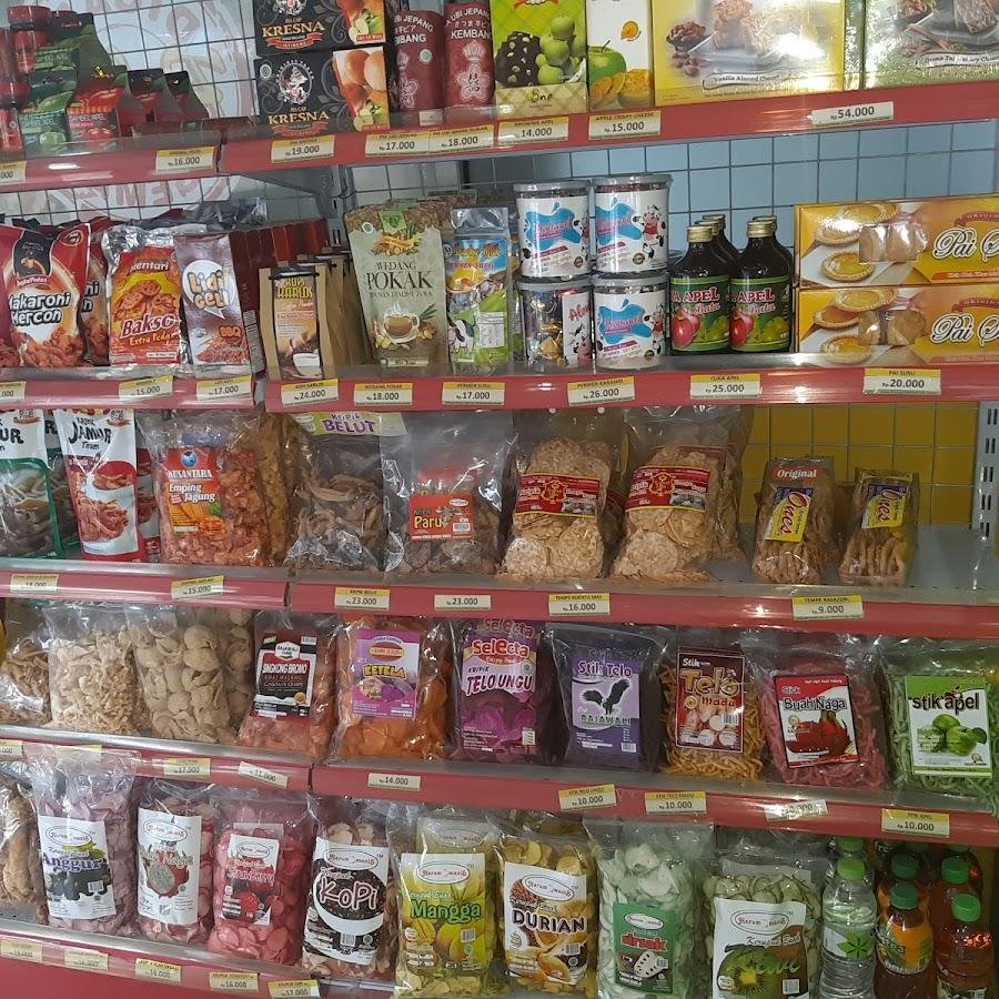 Strudel Asli Apel Malang, Tlogomas