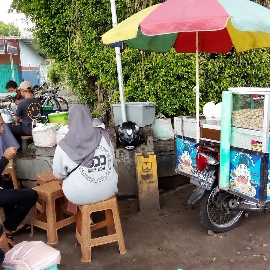 Bakso Dawet Ringin Pak Bardi, Purwomartani