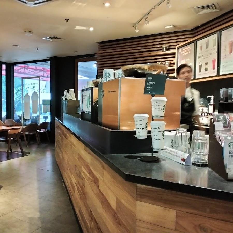Starbucks, Pasaraya Grande
