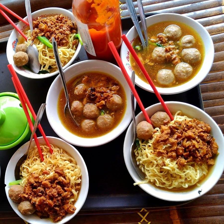 Mie Ayam Bakso Gajah Mungkur 313, Cipinang Bali