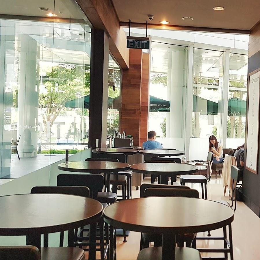 Starbucks, National Graha Hospital