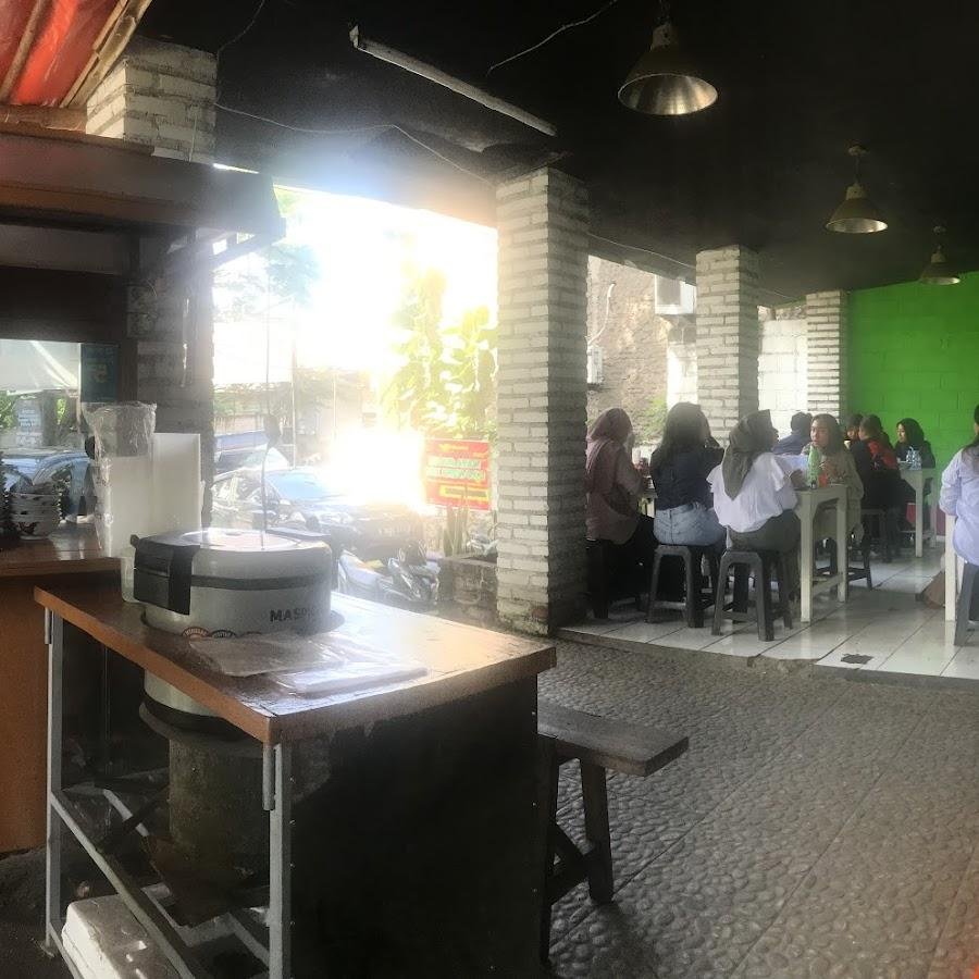 Bubur Ayam Pak Brewok 2, Sumurboto