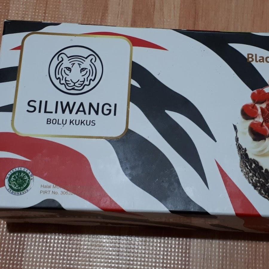 Siliwangi Bolu Kukus, Stasiun Bandung