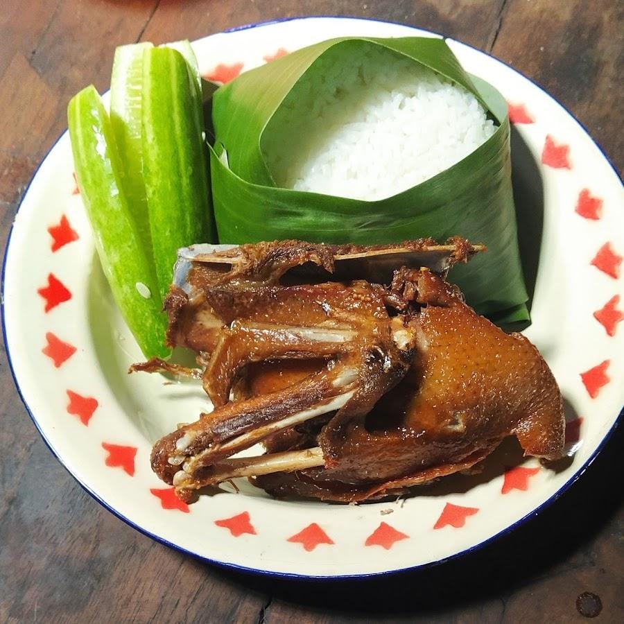 Bebek Plurut Kang Bowo, Mawar