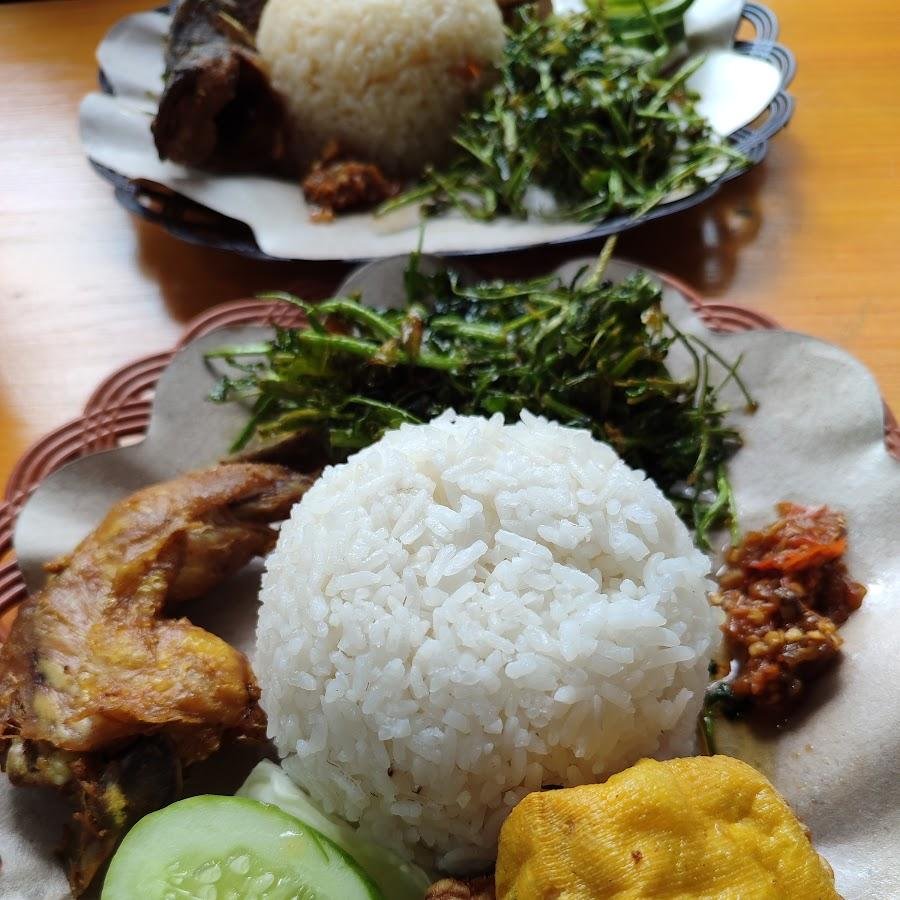 Ayam Penyet Rempah, Lodaya